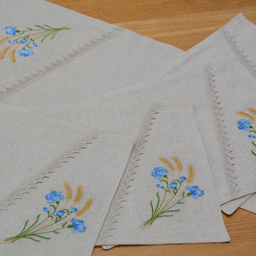 Pooltoodetele tikkimine 4 pooltoodetele tikkimine