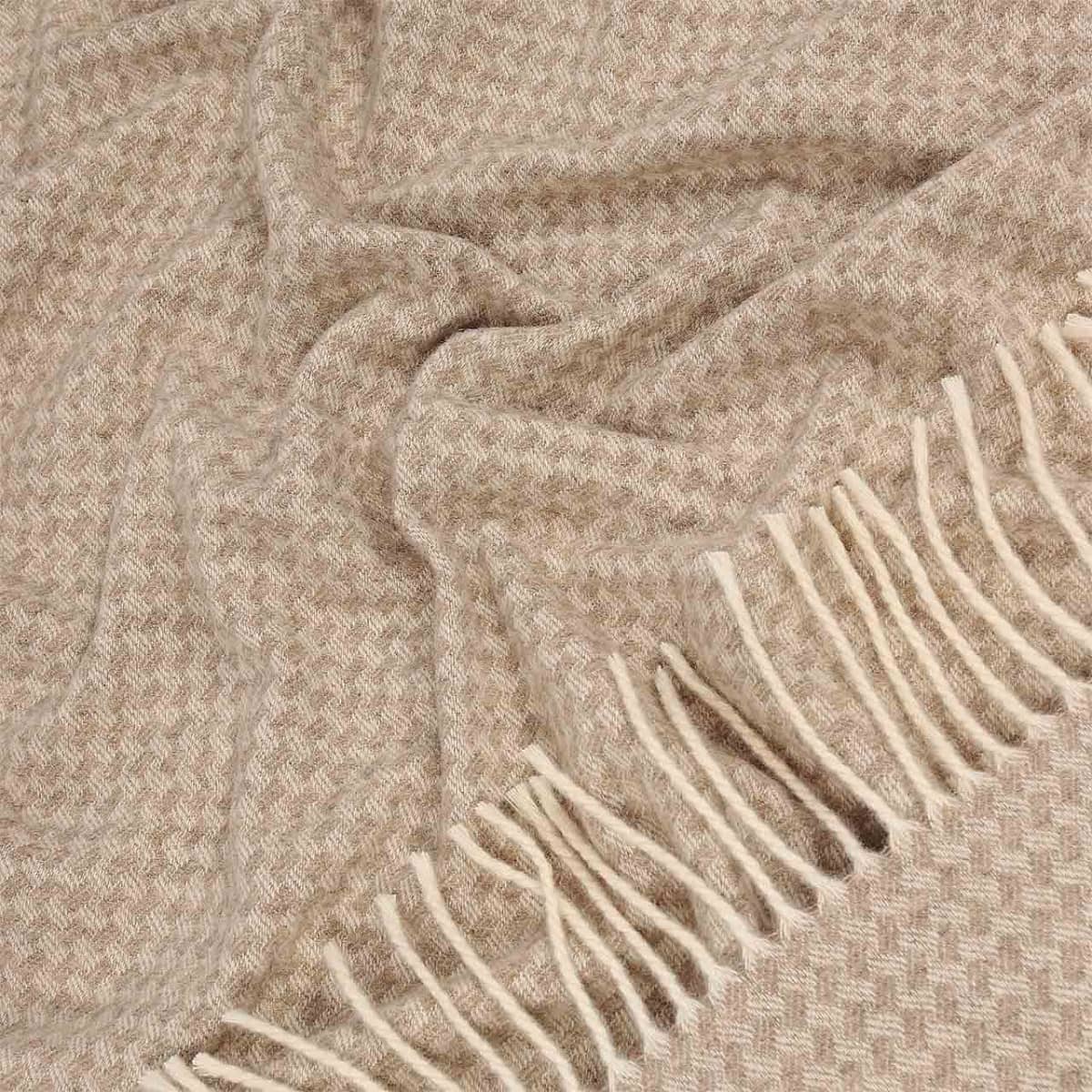 Beež mustriga öko-pleed 150x200cm 2 beež mustriga öko-pleed