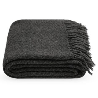 tumehall villasegune pleed